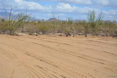 N7 Castle Butte Road, Yucca, AZ 86438 - Photo 70