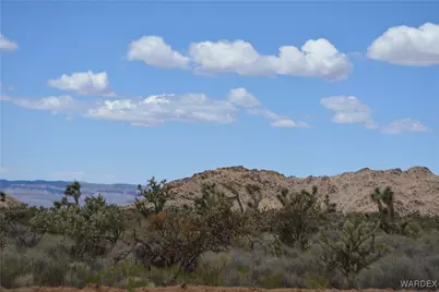 11900 S Alan Road, Yucca, AZ 86438 - Photo 70