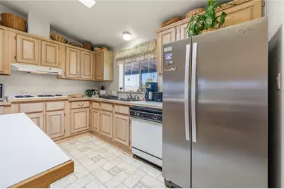 917 S Estrella Road, Golden Valley, AZ 86413 - Photo 40