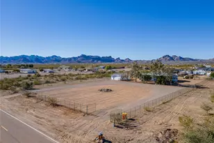 917 S Estrella Rd, Golden Valley, AZ 86413 - Photo 88