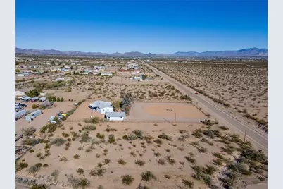 917 S Estrella Road, Golden Valley, AZ 86413 - Photo 96