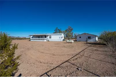 917 S Estrella Road, Golden Valley, AZ 86413 - Photo 72