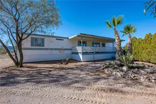 917 S Estrella Rd, Golden Valley, AZ 86413 - Photo 10