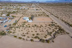 917 S Estrella Rd, Golden Valley, AZ 86413 - Photo 98