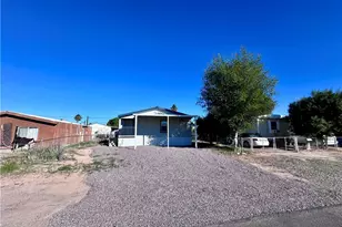 445 Steiger Dr, Bullhead City, AZ 86442 - Photo 2
