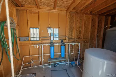 15395 S Clife Road, Yucca, AZ 86438 - Photo 38