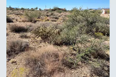 9402 N Bridlebit Avenue #7, Kingman, AZ 86401 - Photo 4