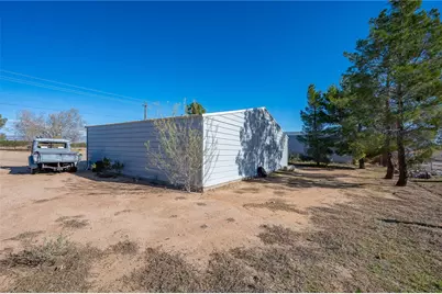 500 S San Pedro Road, Golden Valley, AZ 86413 - Photo 46