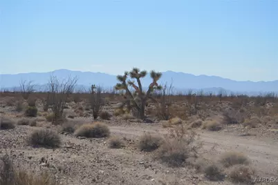245-24-107 S Rainbow Road, Yucca, AZ 86438 - Photo 22
