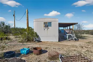 18310 US-93, Wikieup, AZ 85360 - Photo 6