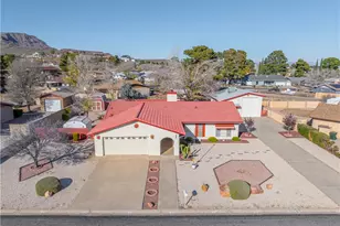 995 Hillcrest Dr, Kingman, AZ 86409 - Photo 2