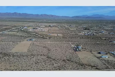 3895 N Hoover Road, Golden Valley, AZ 86413 - Photo 16