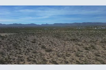 3895 N Hoover Road, Golden Valley, AZ 86413 - Photo 1