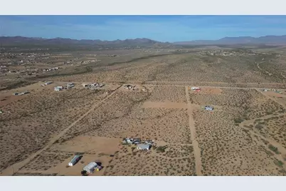 3895 N Hoover Road, Golden Valley, AZ 86413 - Photo 4