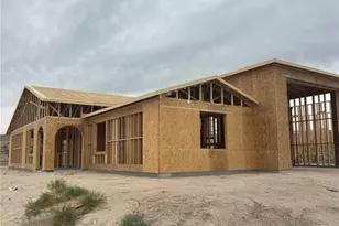 2779 Blueridge Ct, Bullhead City, AZ 86429 - Photo 4