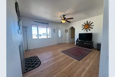 16297 S Shep Lane, Yucca, AZ 86438 - Photo 12