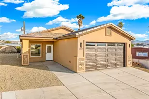 1869 Avalon Dr, Bullhead City, AZ 86442 - Photo 1