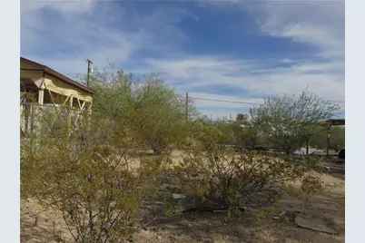 3815 1st Avenue, Yucca, AZ 86438 - Photo 6