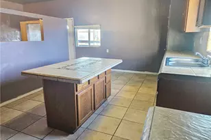 3595 E Warbler Ln, Kingman, AZ 86409 - Photo 8