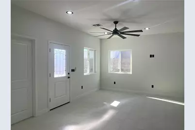 949 Harbor Drive, Bullhead City, AZ 86442 - Photo 8