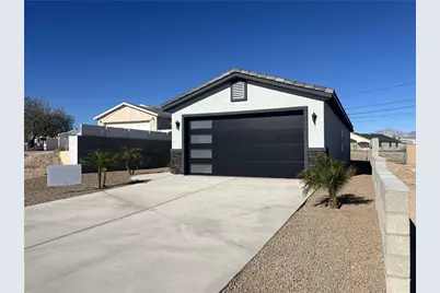 949 Harbor Drive, Bullhead City, AZ 86442 - Photo 2