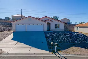 3304 S Ridge Ave, Bullhead City, AZ 86429 - Photo 2