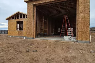 2783 Blueridge Ct, Bullhead City, AZ 86429 - Photo 8