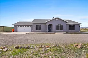 917 S Escuela Rd, Golden Valley, AZ 86413 - Photo 2