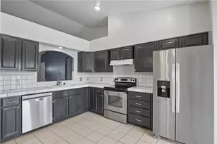 917 S Escuela Rd, Golden Valley, AZ 86413 - Photo 6