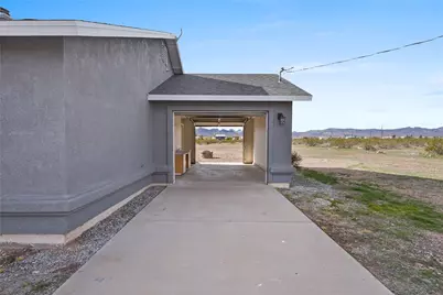 917 S Escuela Road, Golden Valley, AZ 86413 - Photo 22