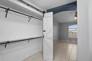 917 S Escuela Rd, Golden Valley, AZ 86413 - Photo 14