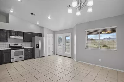 917 S Escuela Road, Golden Valley, AZ 86413 - Photo 6