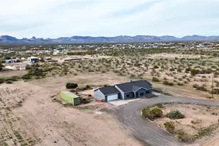 917 S Escuela Rd, Golden Valley, AZ 86413 - Photo 30