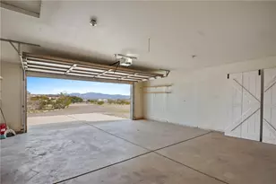 917 S Escuela Rd, Golden Valley, AZ 86413 - Photo 20