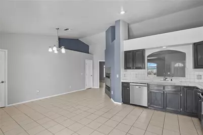 917 S Escuela Road, Golden Valley, AZ 86413 - Photo 8