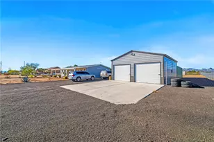 429 S Lochiel Rd, Golden Valley, AZ 86413 - Photo 44