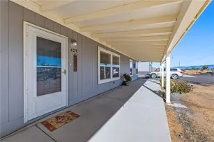 429 S Lochiel Rd, Golden Valley, AZ 86413 - Photo 10