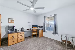 429 S Lochiel Rd, Golden Valley, AZ 86413 - Photo 36