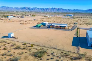 429 S Lochiel Rd, Golden Valley, AZ 86413 - Photo 66