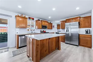 429 S Lochiel Rd, Golden Valley, AZ 86413 - Photo 4