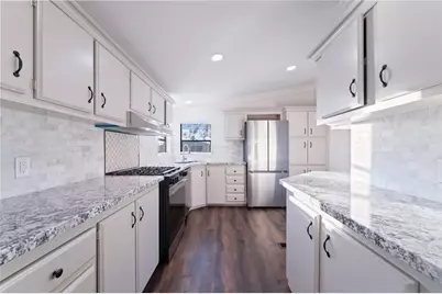 665 Holly Street, Bullhead City, AZ 86442 - Photo 14