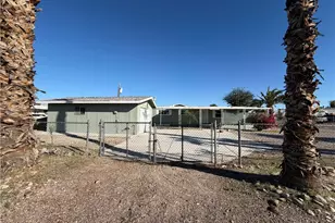 1001 Holly St, Bullhead City, AZ 86442 - Photo 4