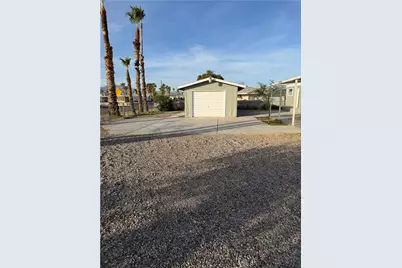 1001 Holly Street, Bullhead City, AZ 86442 - Photo 26