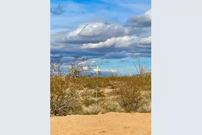 3240 S Wild Bill Rd, Yucca, AZ 86438 - Photo 8