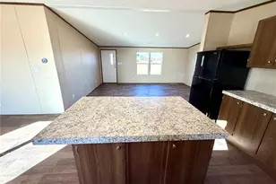 5614 W Newgard Dr, Golden Valley, AZ 86413 - Photo 12