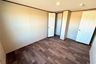 5614 W Newgard Dr, Golden Valley, AZ 86413 - Photo 26