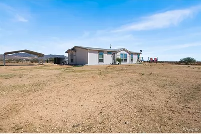 8248 N Teddy Roosevelt Road, Golden Valley, AZ 86413 - Photo 2