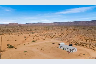 8248 N Teddy Roosevelt Road, Golden Valley, AZ 86413 - Photo 34