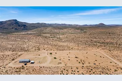 8248 N Teddy Roosevelt Road, Golden Valley, AZ 86413 - Photo 36