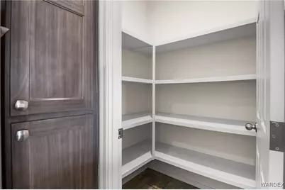 8248 N Teddy Roosevelt Road, Golden Valley, AZ 86413 - Photo 16